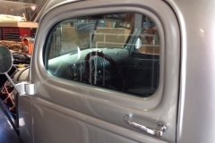 Classic car custom windshield glass replacement Sacramento CA (26)